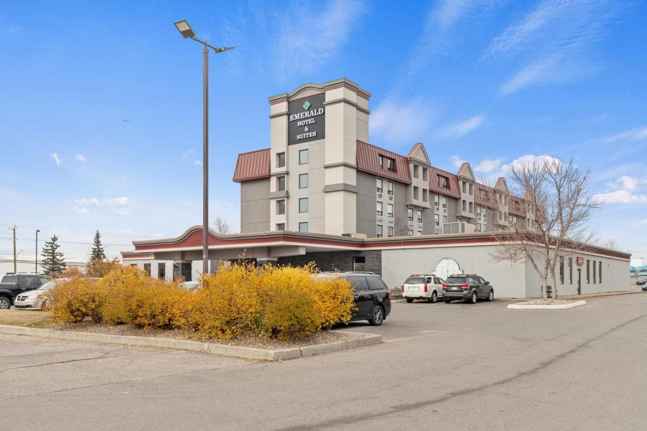 Emerald Hotel & Suites Calgary Airport Exterior foto